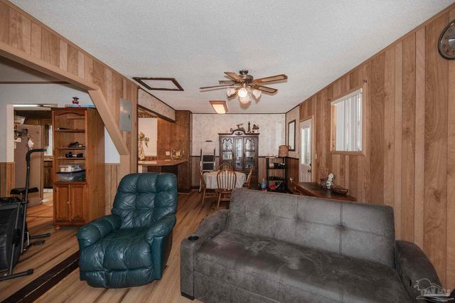 4361 W Avenida De Golf, Pace, FL 32571