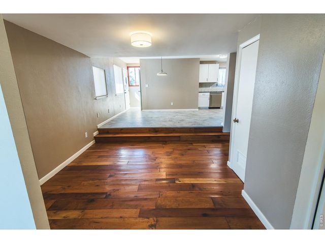 1013 Jennifer Dr, Loveland, CO 80537