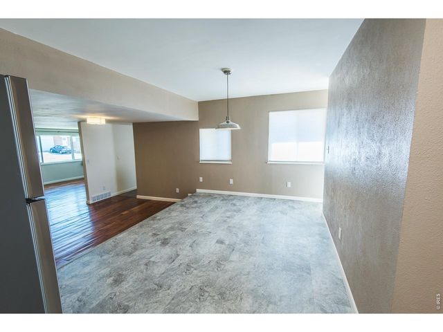 1013 Jennifer Dr, Loveland, CO 80537