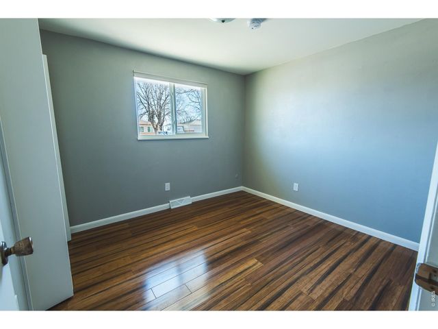 1013 Jennifer Dr, Loveland, CO 80537