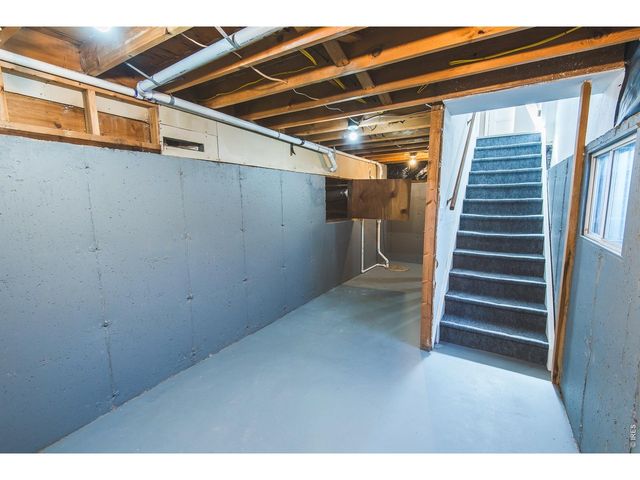 1013 Jennifer Dr, Loveland, CO 80537