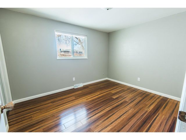 1013 Jennifer Dr, Loveland, CO 80537