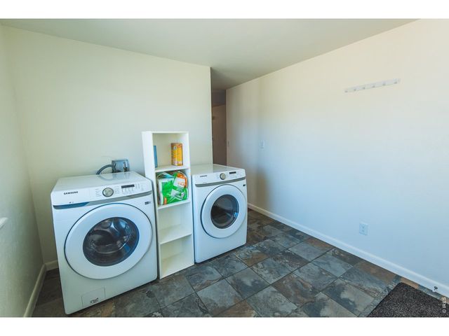 1013 Jennifer Dr, Loveland, CO 80537