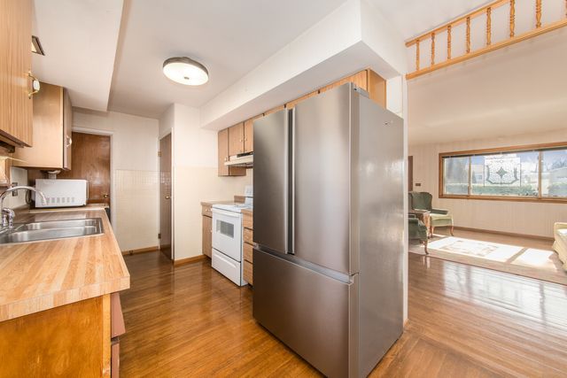 170 Westmere Road, Des Plaines, IL 60016