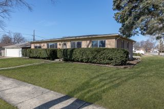 170 Westmere Road, Des Plaines, IL 60016