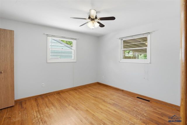 822 N 10th Street, Spearfish, SD 57783