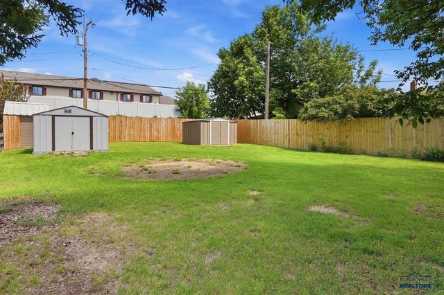 822 N 10th Street, Spearfish, SD 57783