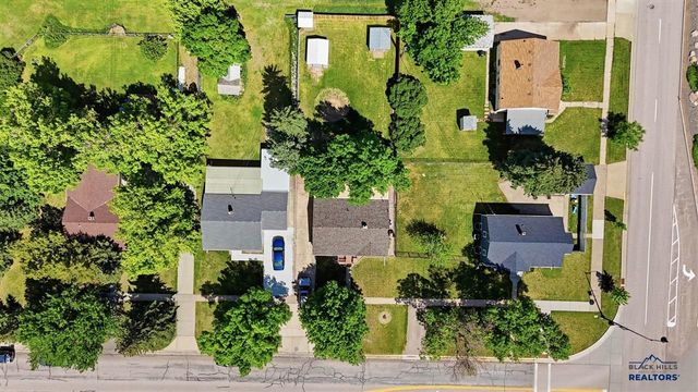 822 N 10th Street, Spearfish, SD 57783