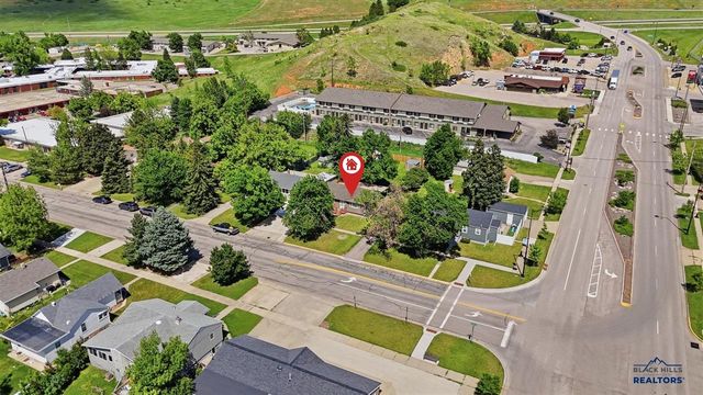 822 N 10th Street, Spearfish, SD 57783