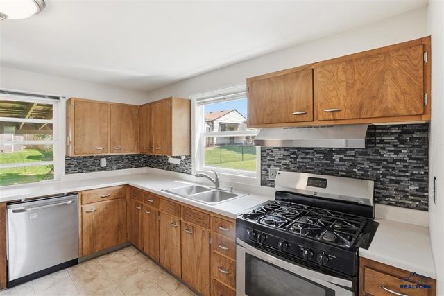 822 N 10th Street, Spearfish, SD 57783