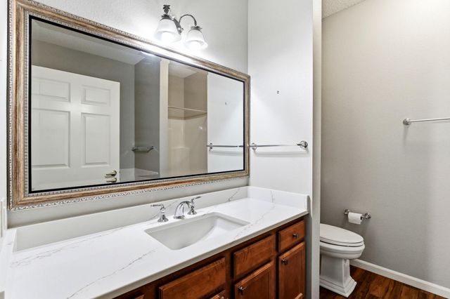 3800 85th Avenue N 117, Brooklyn Park, MN 55443