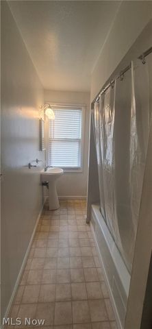 10077 Valleyview Drive, Columbia Station, OH 44028