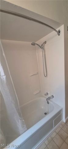 10077 Valleyview Drive, Columbia Station, OH 44028