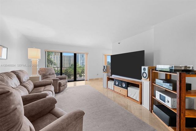1201 S Ocean Dr 410S, Hollywood, FL 33019