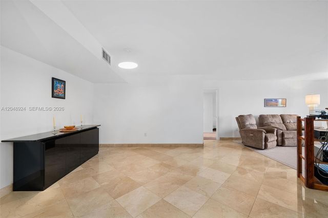 1201 S Ocean Dr 410S, Hollywood, FL 33019