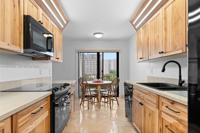1201 S Ocean Dr 410S, Hollywood, FL 33019