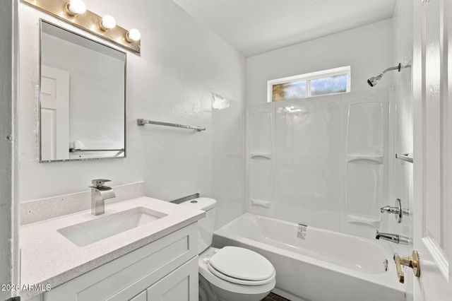 218 W BEAUTIFUL Lane, Phoenix, AZ 85041