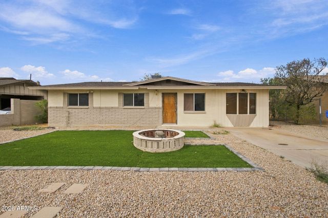 218 W BEAUTIFUL Lane, Phoenix, AZ 85041