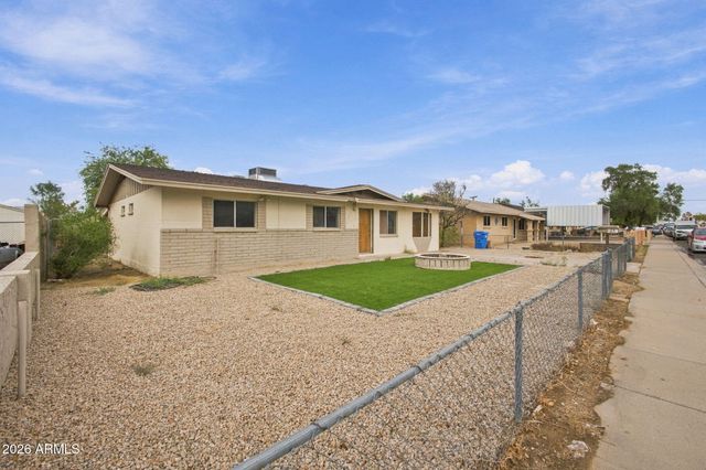 218 W BEAUTIFUL Lane, Phoenix, AZ 85041