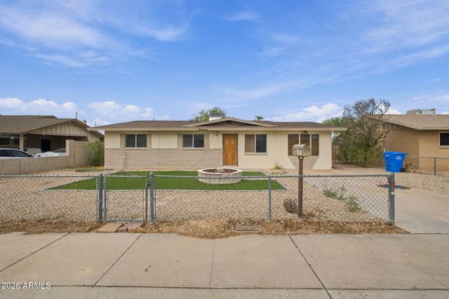 218 W BEAUTIFUL Lane, Phoenix, AZ 85041