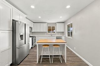 218 W BEAUTIFUL Lane, Phoenix, AZ 85041