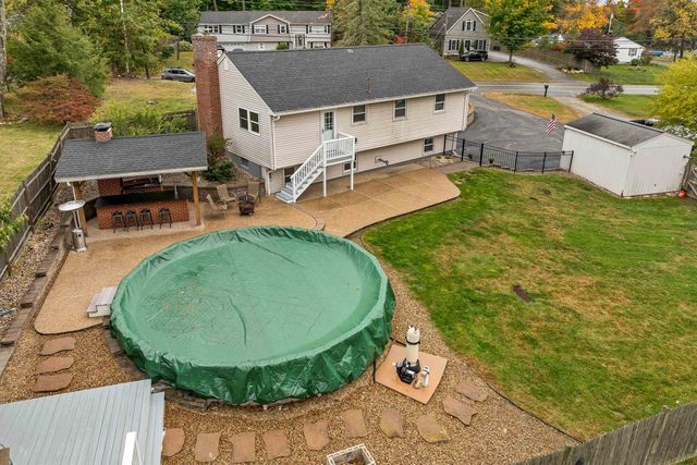 18 E Derry Road, Derry, NH 03038
