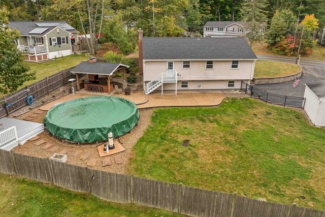 18 E Derry Road, Derry, NH 03038