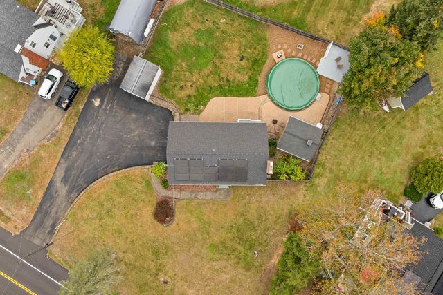 18 E Derry Road, Derry, NH 03038