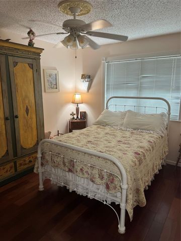 3518 Kansas, Fresno, TX 77545