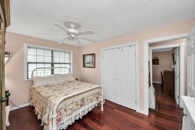 3518 Kansas, Fresno, TX 77545