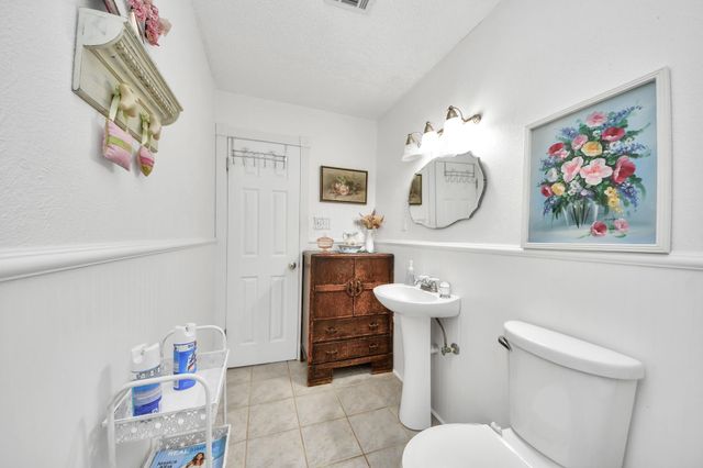 3518 Kansas, Fresno, TX 77545