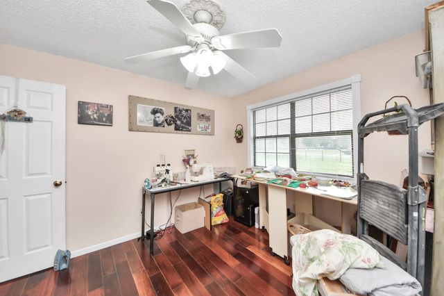 3518 Kansas, Fresno, TX 77545