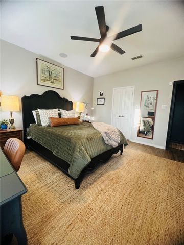 15725 Barton Ridge Drive, Fort Worth, TX 76177