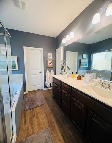 15725 Barton Ridge Drive, Fort Worth, TX 76177