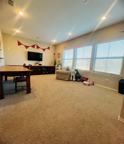 15725 Barton Ridge Drive, Fort Worth, TX 76177