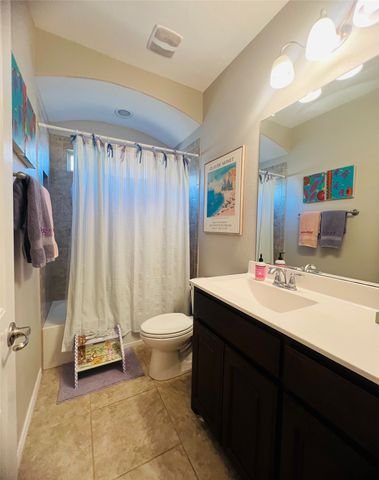 15725 Barton Ridge Drive, Fort Worth, TX 76177