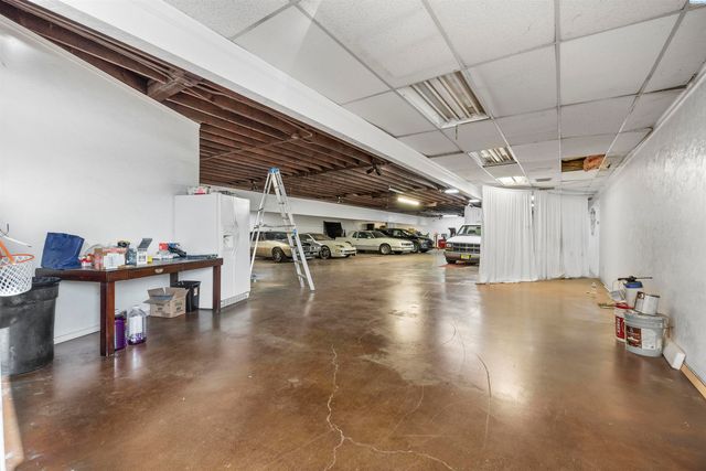 518 W Columbia Dr, Kennewick, WA 99336