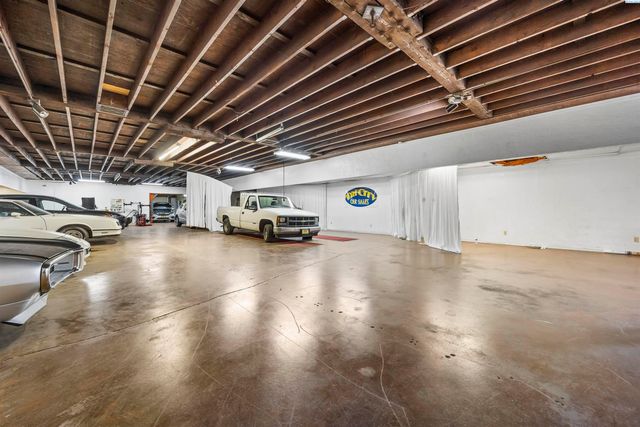 518 W Columbia Dr, Kennewick, WA 99336