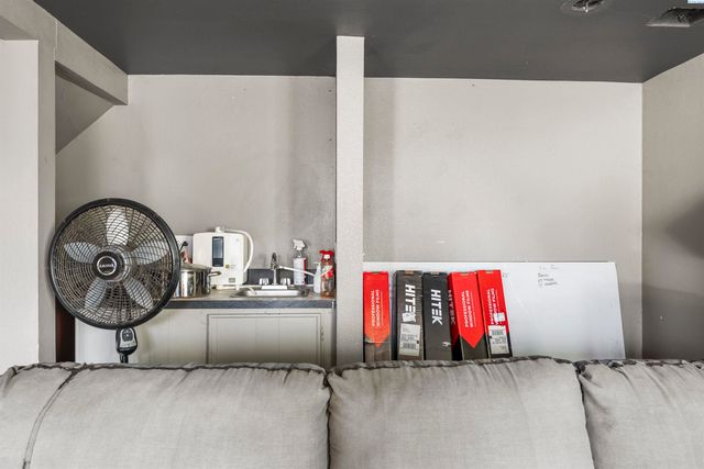 518 W Columbia Dr, Kennewick, WA 99336