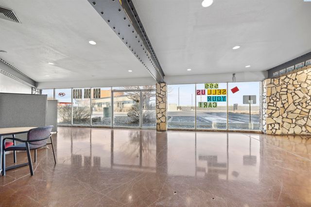 518 W Columbia Dr, Kennewick, WA 99336