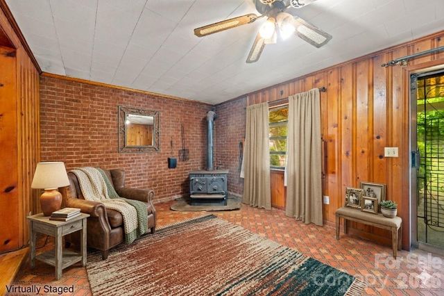 419 S Pearl Street, Troy, NC 27371