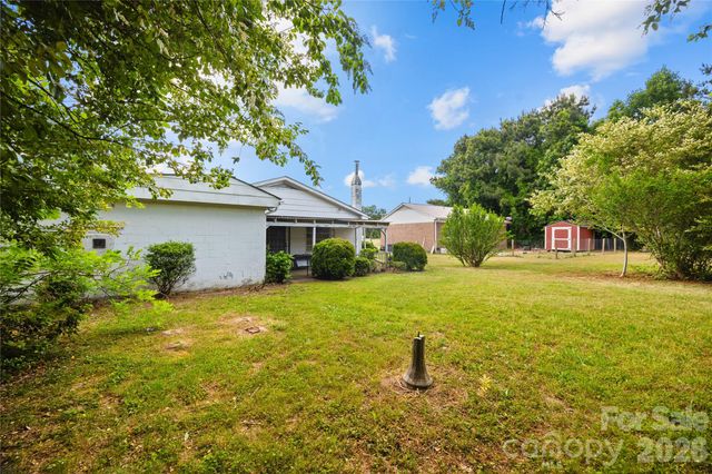 419 S Pearl Street, Troy, NC 27371