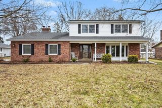 359 Holbrook Lane, Saginaw, MI 48638