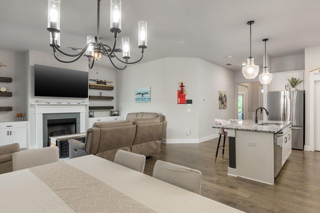 8764 Snowy Owl Road, Ooltewah, TN 37363