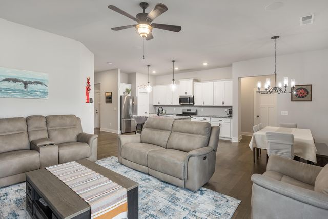 8764 Snowy Owl Road, Ooltewah, TN 37363
