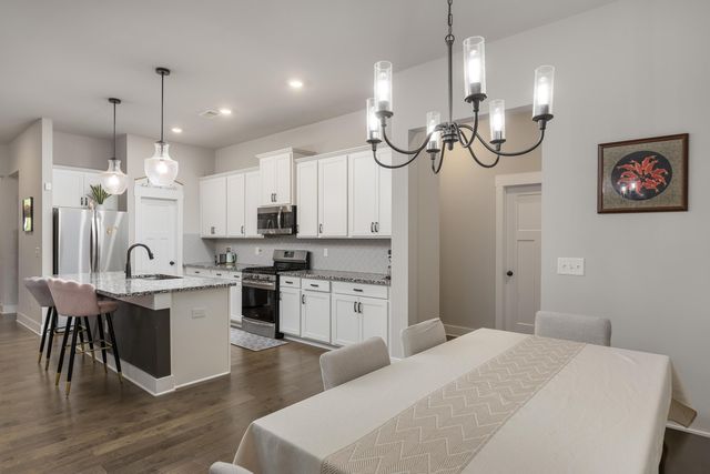 8764 Snowy Owl Road, Ooltewah, TN 37363