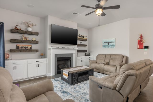 8764 Snowy Owl Road, Ooltewah, TN 37363