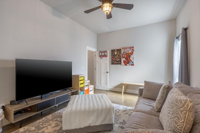 8764 Snowy Owl Road, Ooltewah, TN 37363