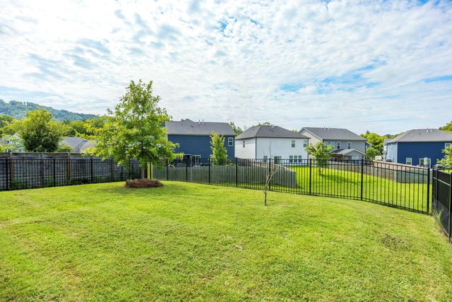 8764 Snowy Owl Road, Ooltewah, TN 37363