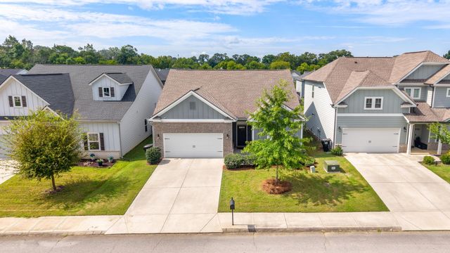 8764 Snowy Owl Road, Ooltewah, TN 37363